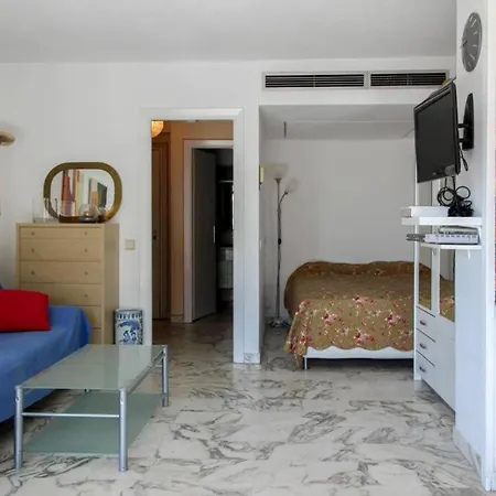 Studio Central Cannes